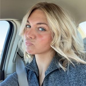 Meet your Posher, Kasey